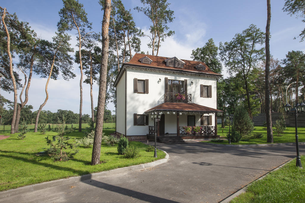 Park-Hotel Kidev Chubynske Exterior foto